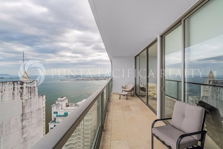 Venta Apartamento Punta Pacifica TOC ( antiguo trump)