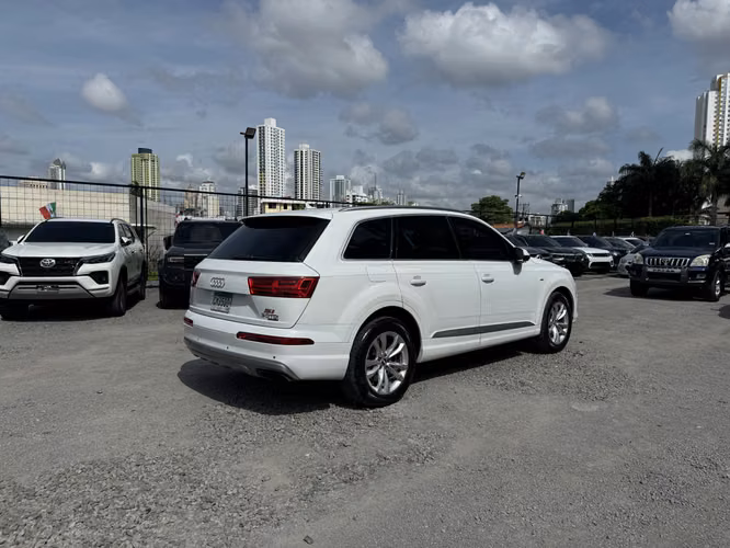 AUDI Q7 2018 - Imagen 18