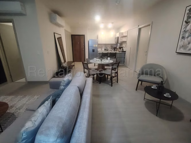 Se Alquila Apartamento en Costa del Este LA26-8814