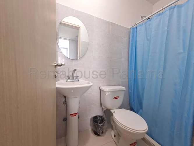Se Alquila Apartamento en Avenida Balboa MDV26-8893