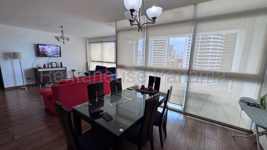 Se Vende Apartamento en Avenida Balboa MDV26-8280