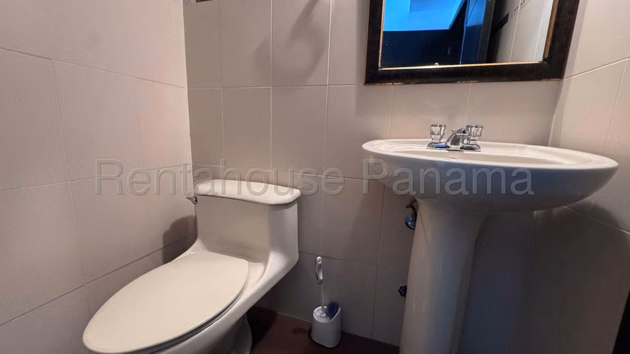 Se Vende Apartamento en Avenida Balboa MDV26-8280