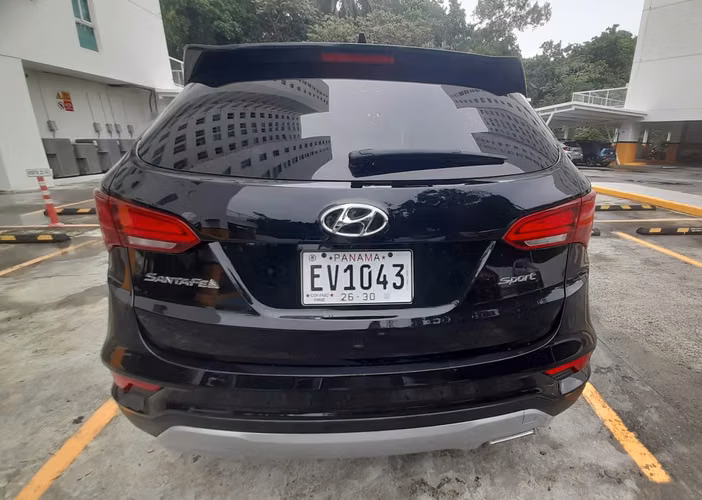 Hyundai Santa Fe Sport 2017 – Impecable, solo 55,100 millas