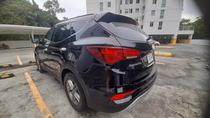 Hyundai Santa Fe Sport 2017 – Impecable, solo 55,100 millas