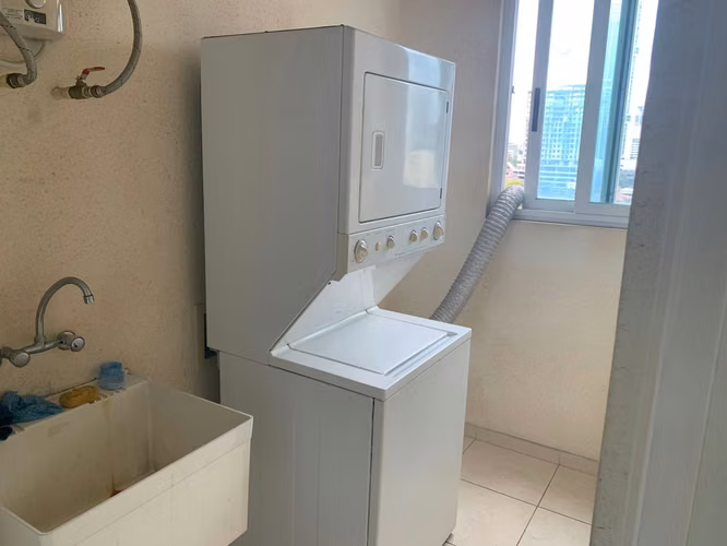 Venta o Alquiler de Apartamento en Vista Marina Avenida Balboa - Imagen 7