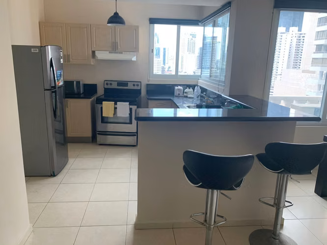 Venta o Alquiler de Apartamento en Vista Marina Avenida Balboa - Imagen 3