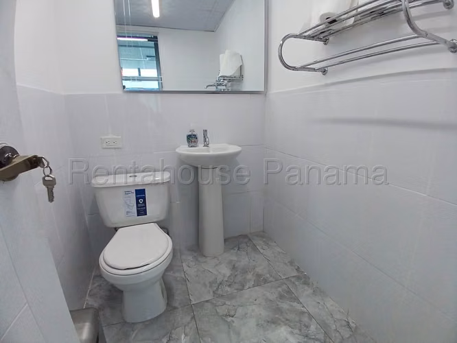 VENTA DE OFICINA EN SANTA MARIA ESM