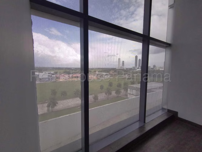 VENTA DE OFICINA EN SANTA MARIA ESM