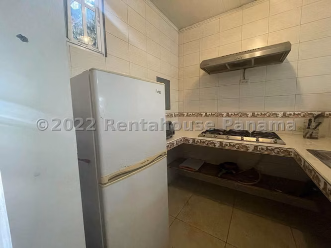 Vendo Casa en Cerro Azul OF 26-2101