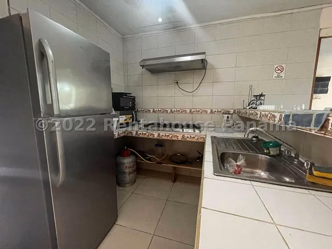 Vendo Casa en Cerro Azul OF 26-2101