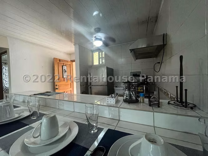 Vendo Casa en Cerro Azul OF 26-2101