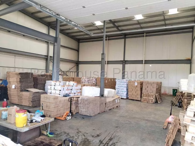 Venta de Bodega en Juan Diaz Zona 1 Solo Cliente Directo MC