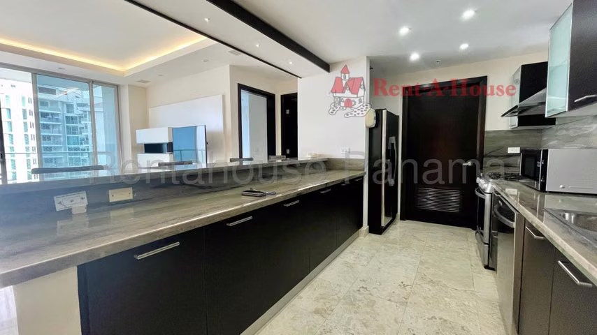 Se vende amplio apartamento de 163 mts con vista al mar en Punta Pacífica - Imagen 9