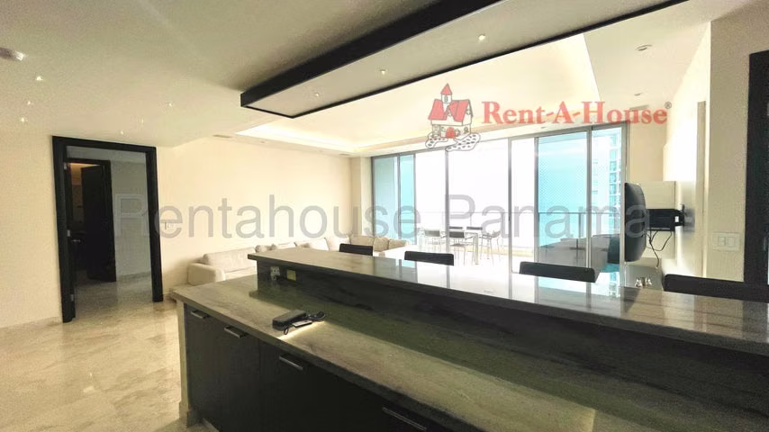 Se vende amplio apartamento de 163 mts con vista al mar en Punta Pacífica - Imagen 10