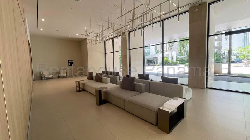 Se vende amplio apartamento de 163 mts con vista al mar en Punta Pacífica - Imagen 18