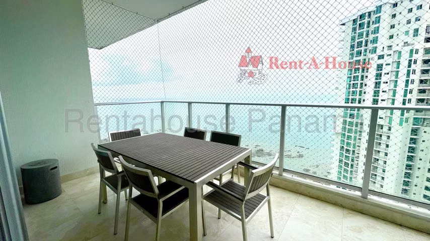 Se vende amplio apartamento de 163 mts con vista al mar en Punta Pacífica - Imagen 12