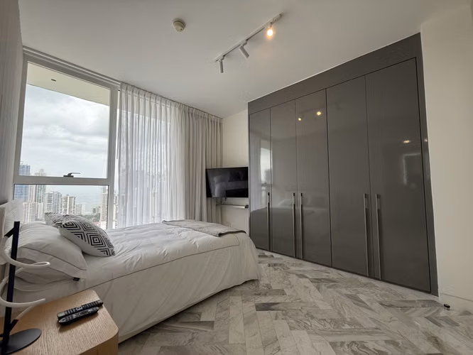 Se Alquila Apartamento de Lujo – PH Wanders  Marbella 3 rec 4 baños