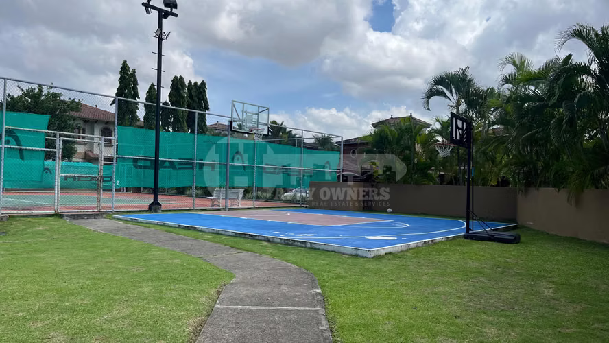 Casa en venta – PH El Doral, Costa Sur