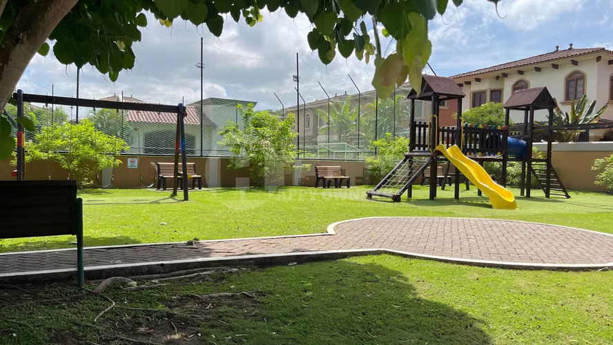 Casa en venta – PH El Doral, Costa Sur