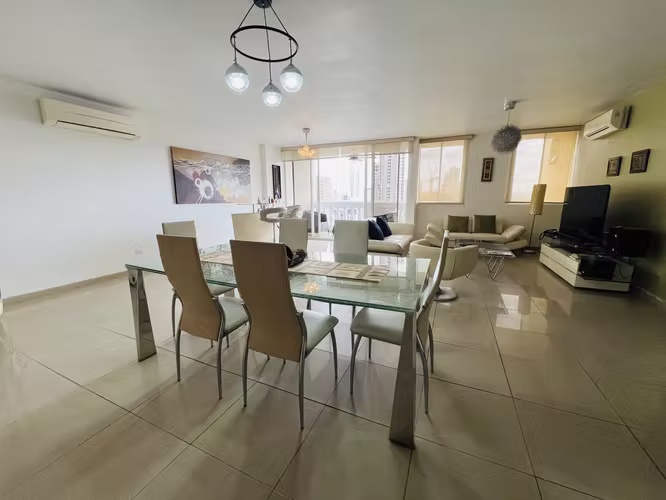 Alquilo Apartamento Amoblado en Obarrio, 3 Recámaras, 200m², Excelente Ubicación. - Imagen 2
