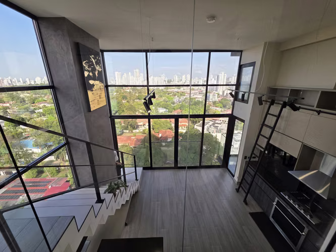Vendo Apartamento de Lujo en PH Dovle Cincuentenario - Imagen 3
