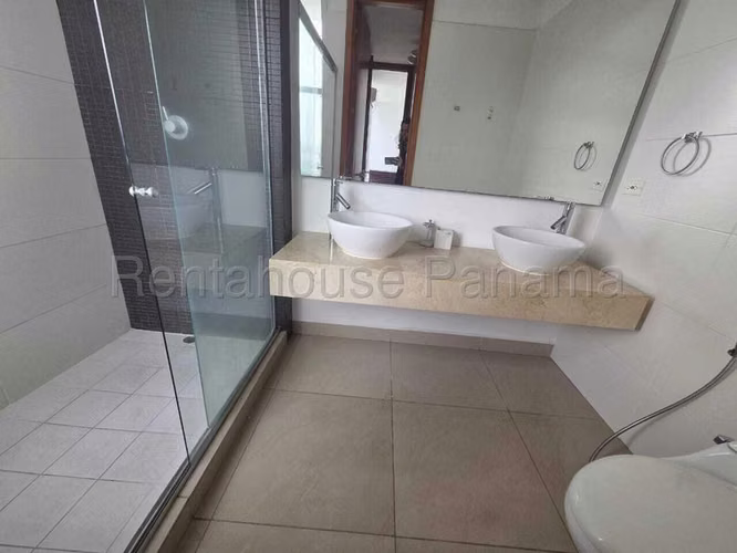 Apartamento Amoblado en Venta en Bahia del Golf  Coco del Mar CIG266156