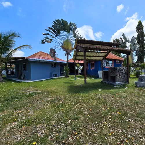 Venta de Cabañas Vacacionales en Chame | 2,800 m² | Piscina | A Min de Coronado | $220,000