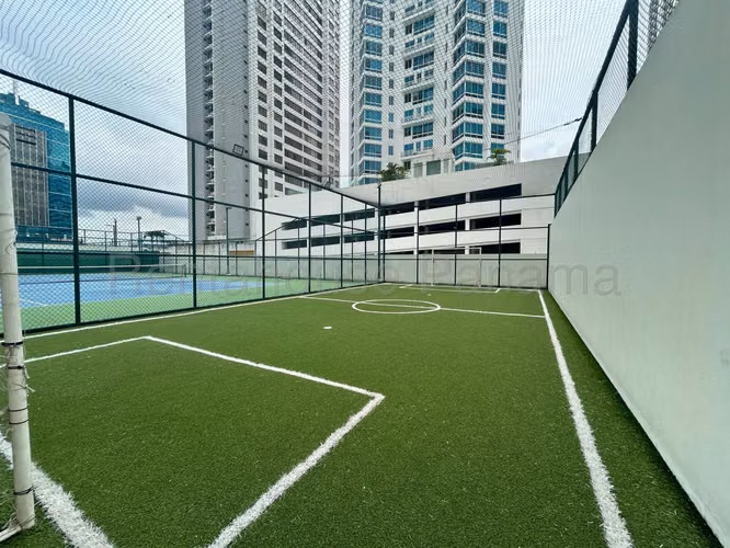 Se Vende Apartamento en Costa del Este LA26-2042