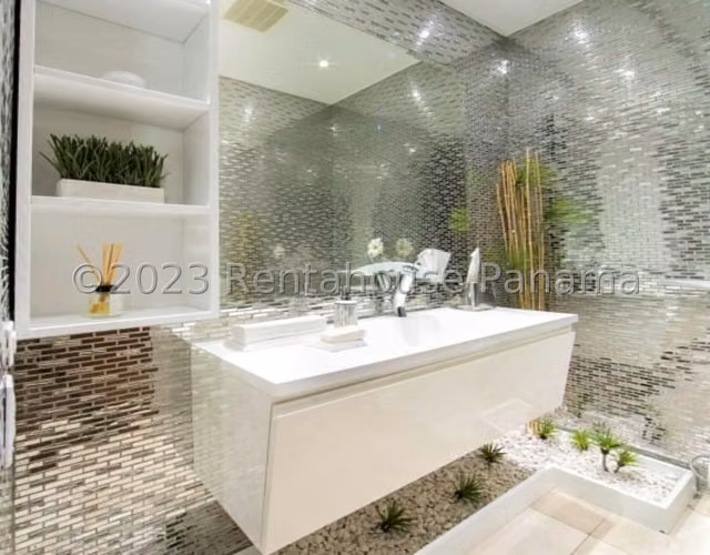 Se Vende Apartamento en Costa del Este LA23-9074 - Imagen 12