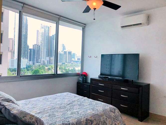 Alquilo apartamento de dos recámaras amoblado en Avenida Balboa