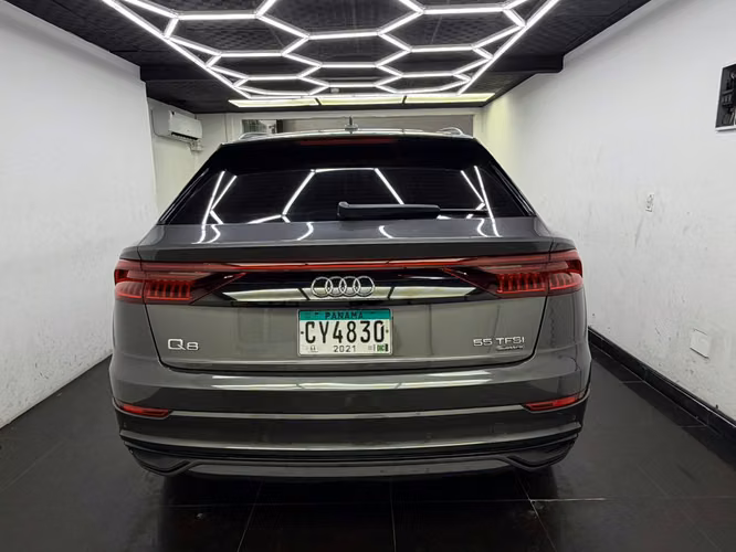 Audi Q8