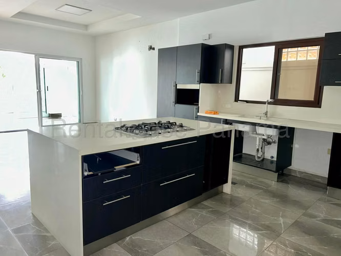 VENTA DE CASA COSTA SUR GM
