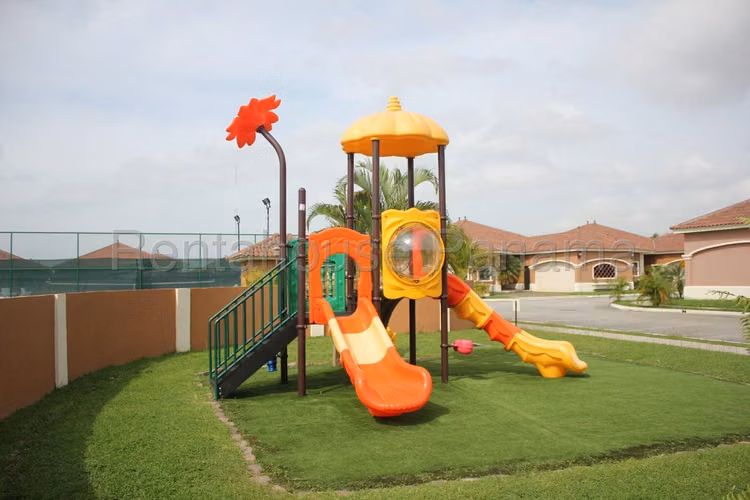 VENTA DE CASA COSTA SUR GM