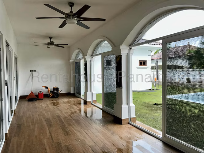 VENTA DE CASA COSTA SUR GM