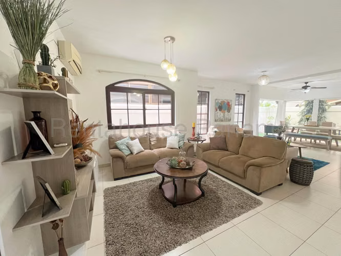 VENTA DE CASA COSTA SUR GM - Imagen 3