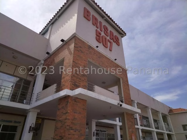 Vendo local en Brisas del Golf LF Solo Cliente Directo