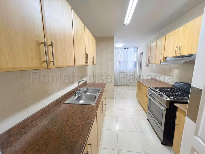 Venta Apartamento Aurora Tower El Cangrejo 25YCG9706