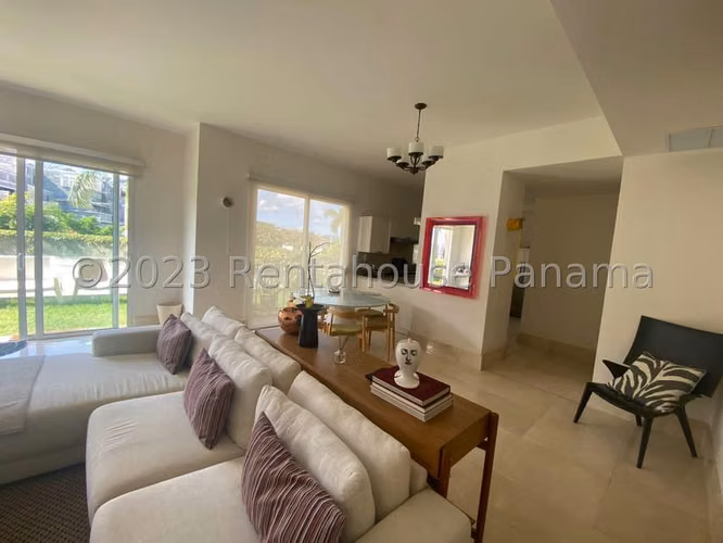 Apartamento en venta con Jardin en The Reserve Santa Maria 23EPP10294