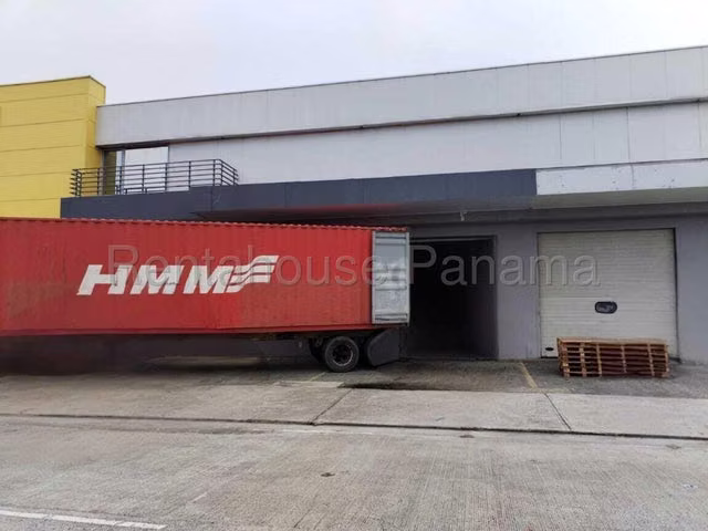 Vendo galera en Juan Díaz LF26-1847 Solo Cliente Directo