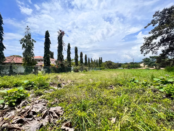 Venta de hermoso terreno en Coronado en Paseo Las Quintas