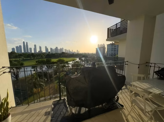 Venta de apartamento en Santa María – The Reserve | Vista al lago y golf - Imagen 2