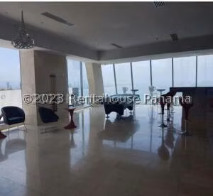 Venta de Apartamento con 159m2 en Punta Pacifica PH Grand Tower 26-8936SR