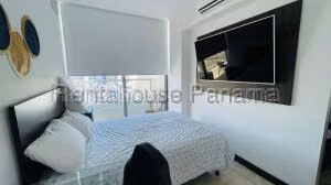 Alquiler de Apartamento con 92m2 en Punta Pacifica PH Toc 26-8927SR