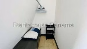 Alquiler de Apartamento con 92m2 en Punta Pacifica PH Toc 26-8927SR