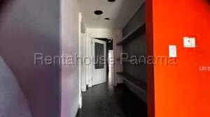 Venta de Casa con 713m2 en San Francisco 26-8935SR