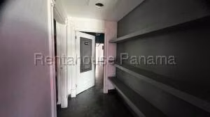 Venta de Casa con 713m2 en San Francisco 26-8935SR