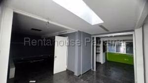 Venta de Casa con 713m2 en San Francisco 26-8935SR
