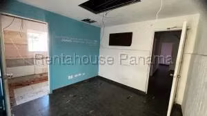 Venta de Casa con 713m2 en San Francisco 26-8935SR