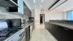 Venta de Apartamento con 161m2 en Punta Pacifica PH Dupont 26-8932SR