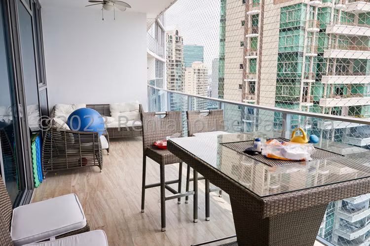 Venta de Apartamento en Punta Pacifica Ph Grand Tower CCO